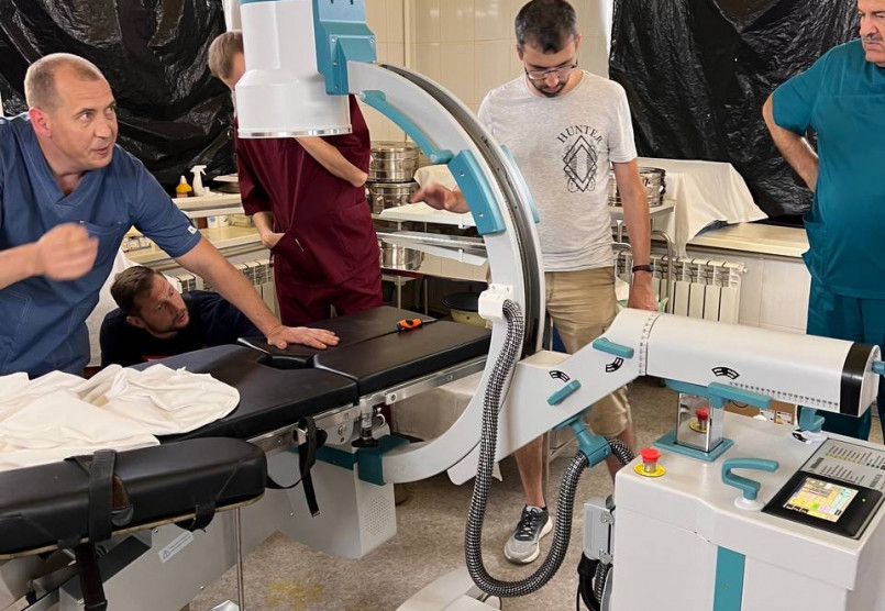 Вітаємо лікарів міста Полтава з новим обладнанням в їх арсеналі –  мобільною рентген системою C-Arm NOVAREX NT-20
